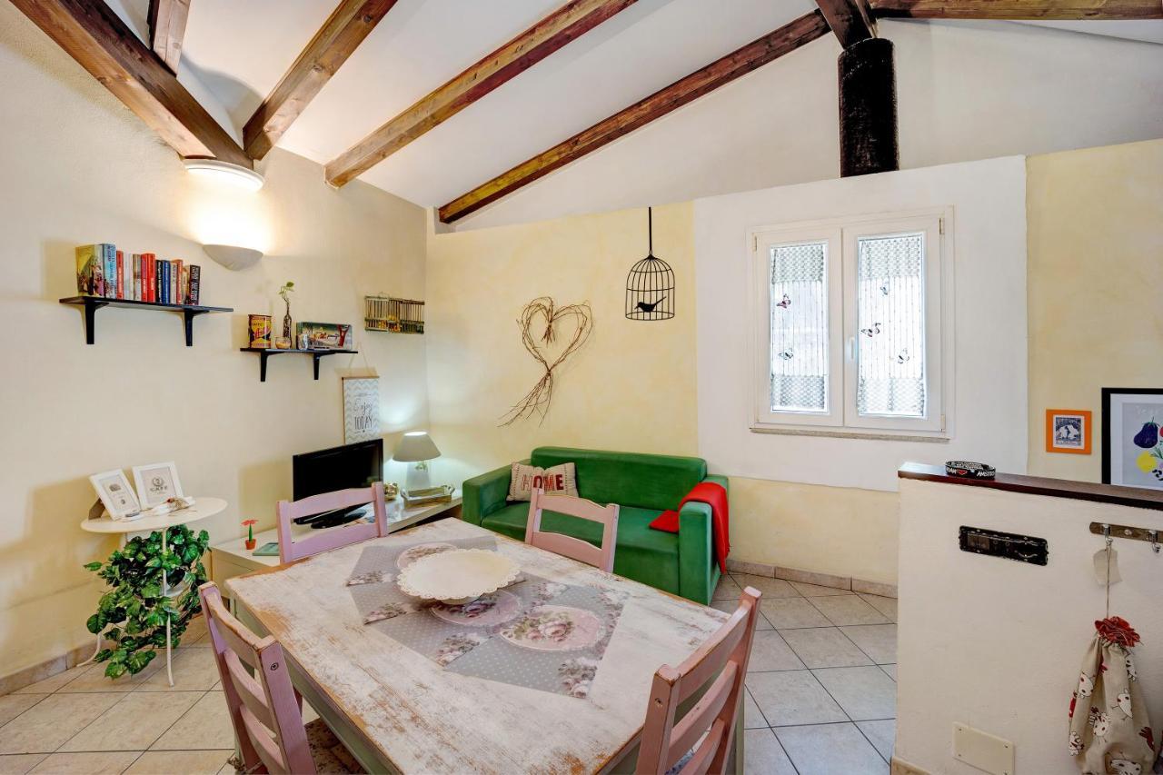 شقة La Casa Nel Caruggio Diano Arentino المظهر الخارجي الصورة