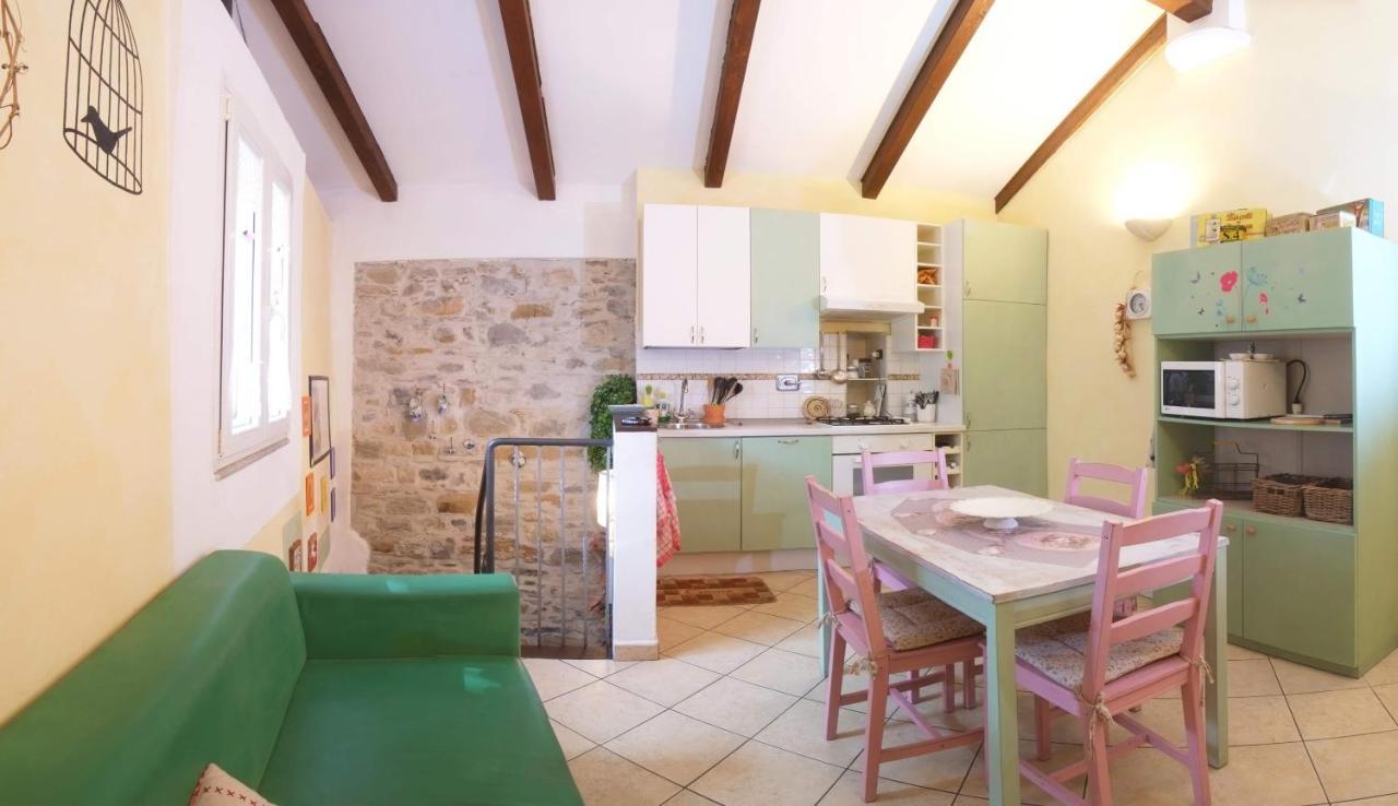 شقة La Casa Nel Caruggio Diano Arentino المظهر الخارجي الصورة